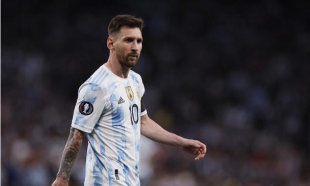 潢川学子直呼“太方便” 定制公交从学校直达乡镇